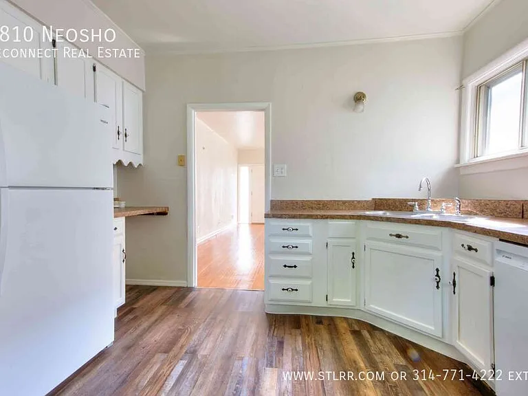 3810 Neosho St — Photo 19