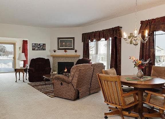 4th image of 3300 126th Avenue NE