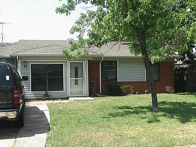 2nd image of 2213 Anita Dr