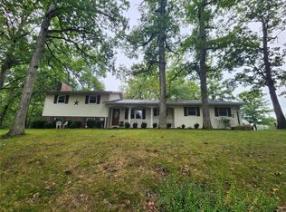 590 N Keil Dr, Du Bois, IL 62831