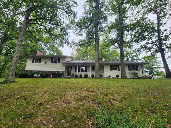 590 N Keil Dr, Du Bois, IL 62831