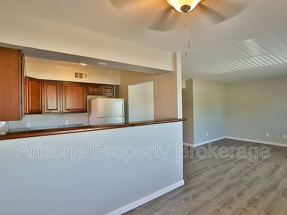 3rd image of 603 W Rio Salado Pkwy APT 203