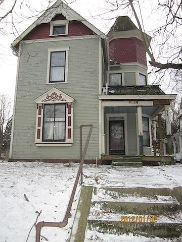 2nd image of 1423 E Main St #0