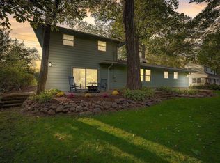 1532 North 124th STREET, Wauwatosa, WI 53226