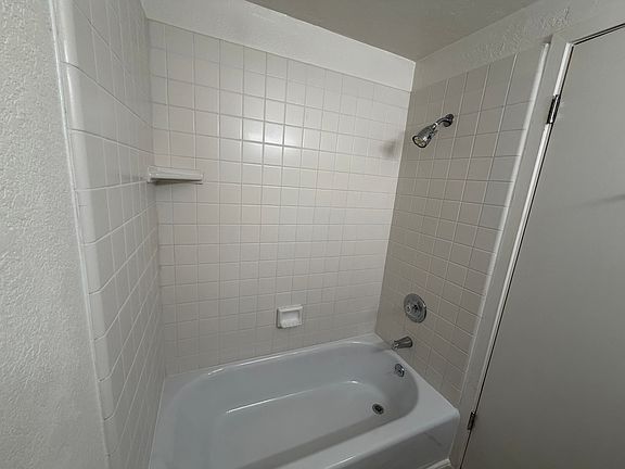 Full size tub and shower