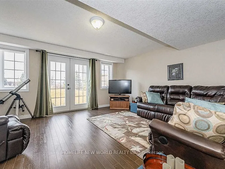 15 Carere Cres #44B — Photo 16