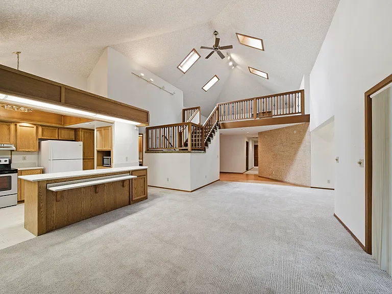 11306 SE 19th St — Photo 13
