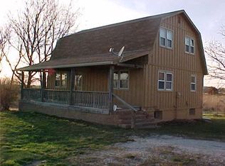 24920 Leavenworth Rd, Tonganoxie, KS 66086
