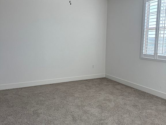 5th image of 5301 E Commerce Way Unit 17102
