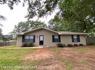 1610 Hanson St, Opelika, AL 36801