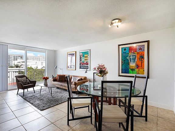 3rd image of 1045 10th St APT 605