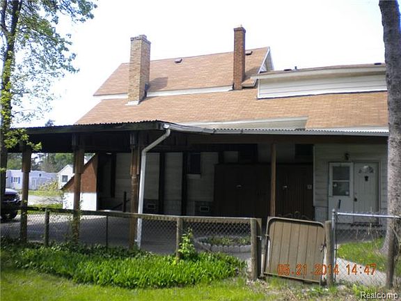 3rd image of 914 Garfield St #&-1/2