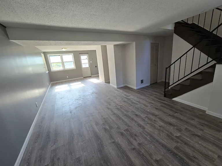 1908 SW Fairmont Rd — Photo 9