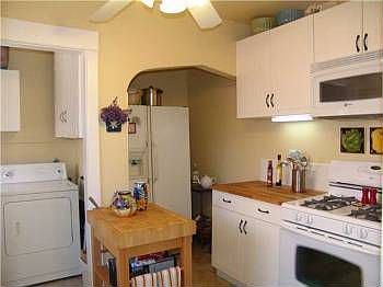 4th image of 3404 N Mountain View Dr