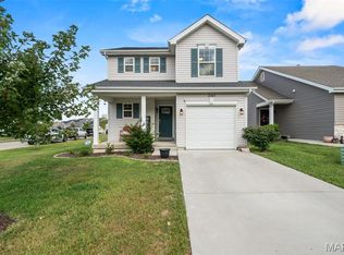 2203 Windswept Farms Dr, Eureka, MO 63025