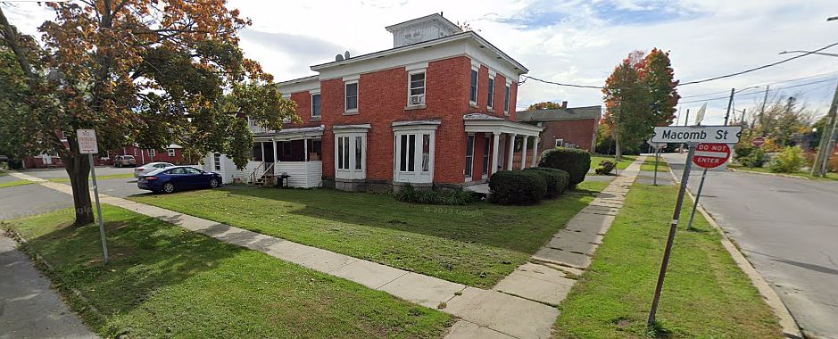 2 Macomb St #D, Plattsburgh, NY 12901 | Zillow