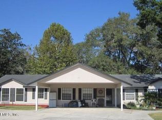 810 Meadowbrook Dr, Orange Park, FL 32073