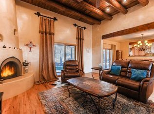 2905 Governor Mabry Ct, Santa Fe, NM 87505