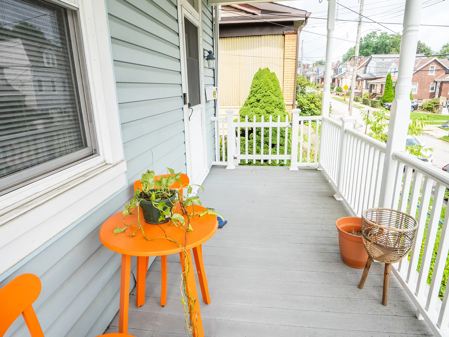 3 bed, 1.5 bath, 1170 sqft, $1,850 — Photo 2