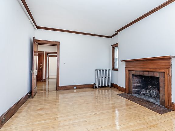 3rd image of 3-5 Linnaean St