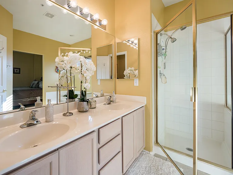 7401 W Arrowhead Clubhouse Dr #2013 — Photo 29