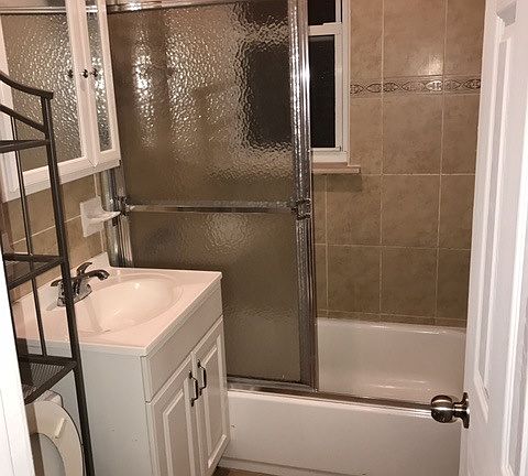 3rd image of 2850 37th St Bsmt 2