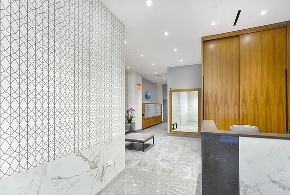 Sold by Flat Iron Real Estate | media 12
