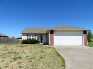 2616 E Conquest Ct, Wichita, KS 67219