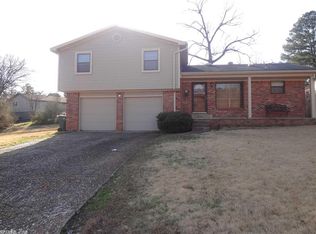 2226 Dorchester Dr, Little Rock, AR 72204