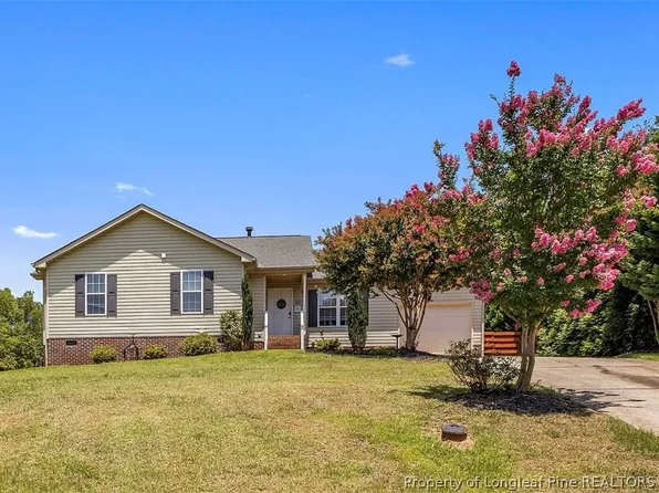 212 Loxley Ln, Sanford, NC 27330