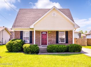 216 Treasure Bay Ct, Shepherdsville, KY 40165