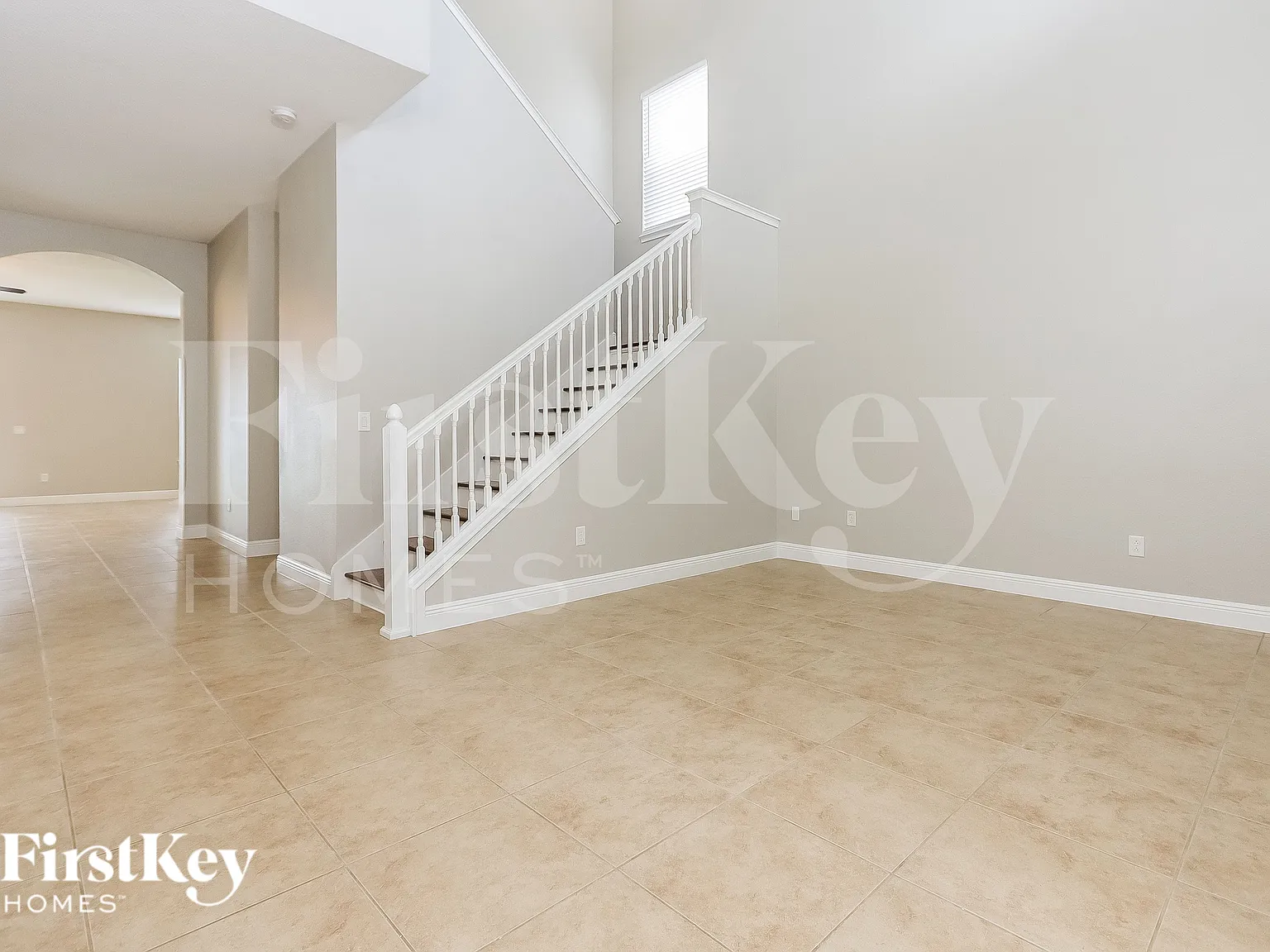 4 bed, 2.5 bath, 2702 sqft, $2,935 — Photo 4