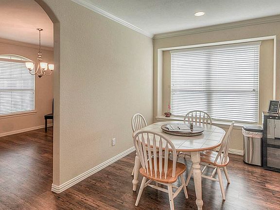 3rd image of 20407 Flatiron Dr