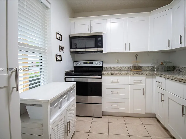 6020 NW 64th Ave #108 — Photo 6