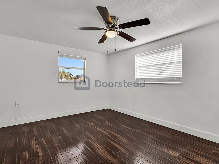 5108 Sandalwood Dr — Photo 25