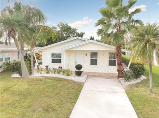 853 182nd Ave E, Redington Shores, FL 33708