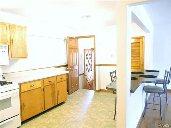 5th image of 10702 Antrill Dr