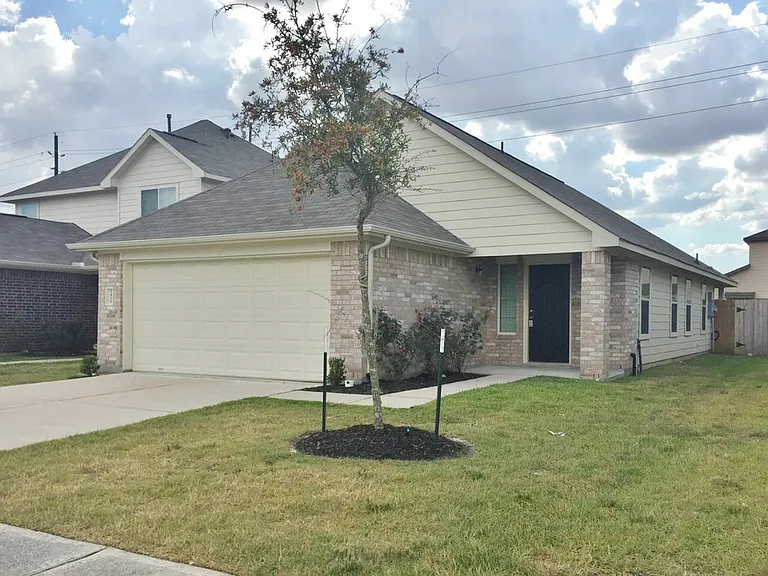 5539 Amelia Plantation Dr — Photo 1