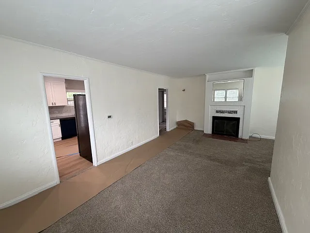 914 Lemon St — Photo 8