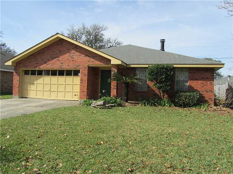 1st image of 119 Brentwood Dr