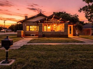 701 Pecan St, Honey Grove, TX 75446