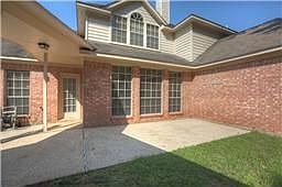 3rd image of 4715 Brook Shadow Dr