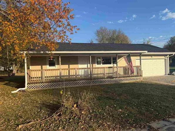 8634 S Vine St, Straughn, IN 47387
