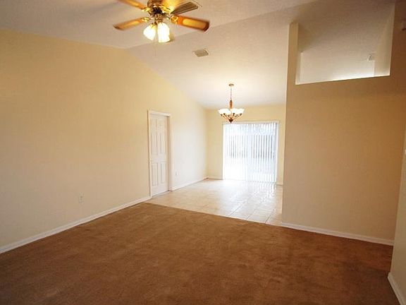 2nd image of 33909 Fairhaven Ct