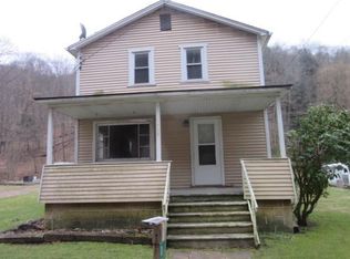 1709 Hungry Hollow Rd, Leechburg, PA 15656