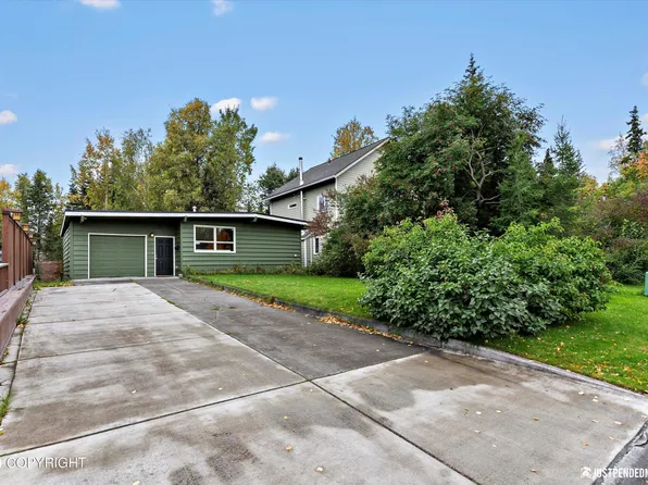 1607 Bannister Dr, Anchorage, AK 99508