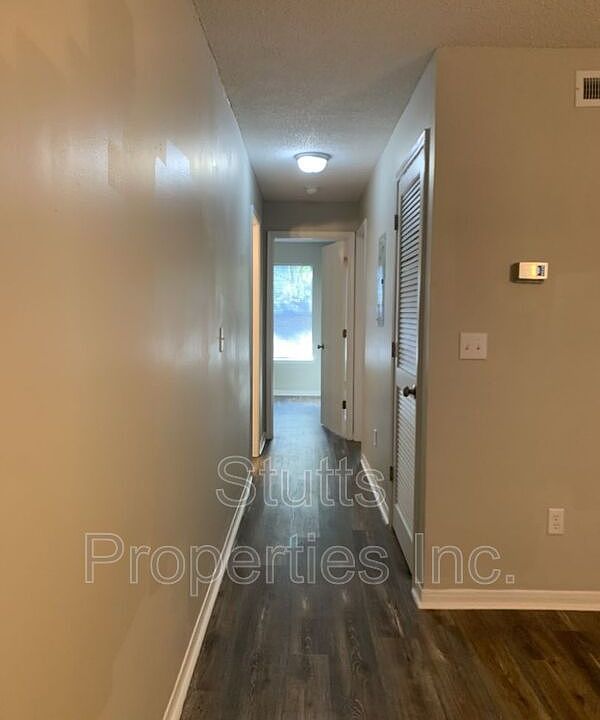 505 N Dickson St Tuscumbia, AL Zillow Apartments for Rent in Tuscumbia