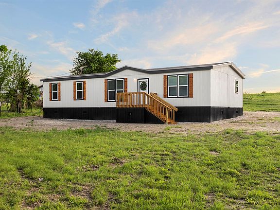 2nd image of 3024 County Road 210