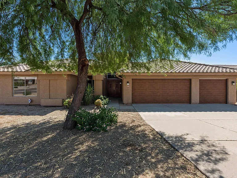 9295 E Rockwood Dr — Photo 4