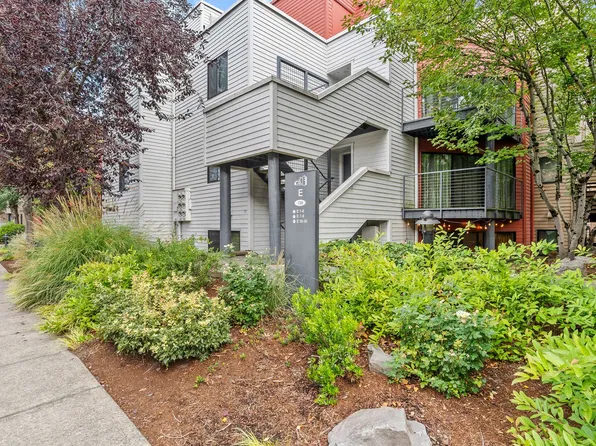 730 NW Naito Pkwy, Portland, OR